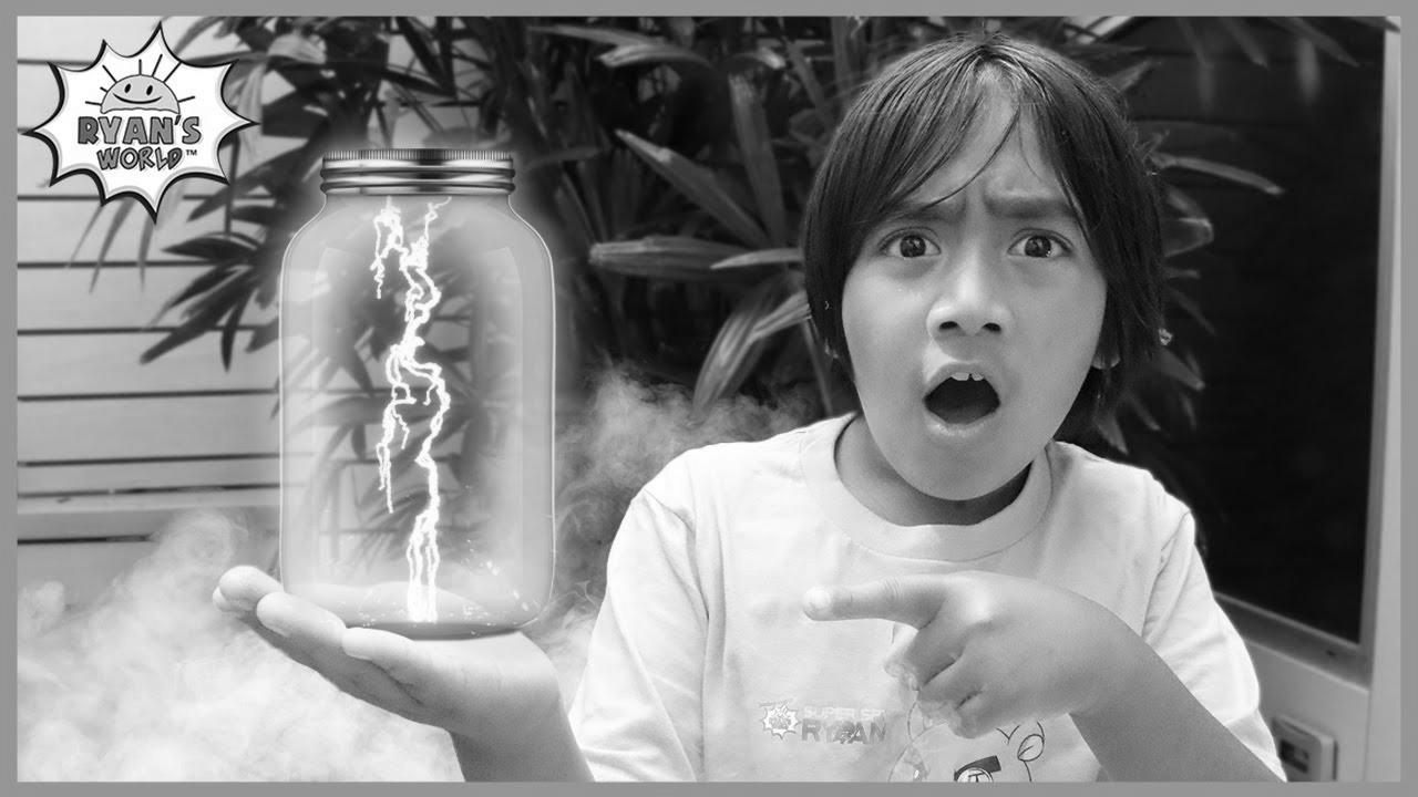 Tips on how to Make Lightning In a Bottle DIY Science Experiments for teenagers!