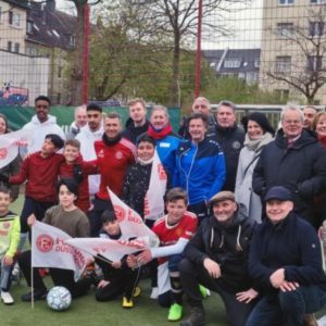 #Dusseldorf #Abfahrt #Season #Soccer #Field #Heroes #DdorfJetzig #Datenautobahn #Newspaper #Dusseldorf